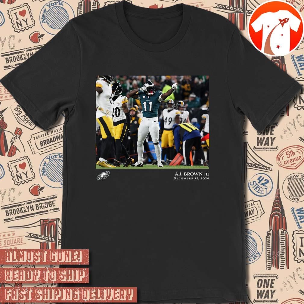 Official A.J. Brown Philadelphia Eagles NFL Football Flash Features Week 15 December 15 2024 t-shirt